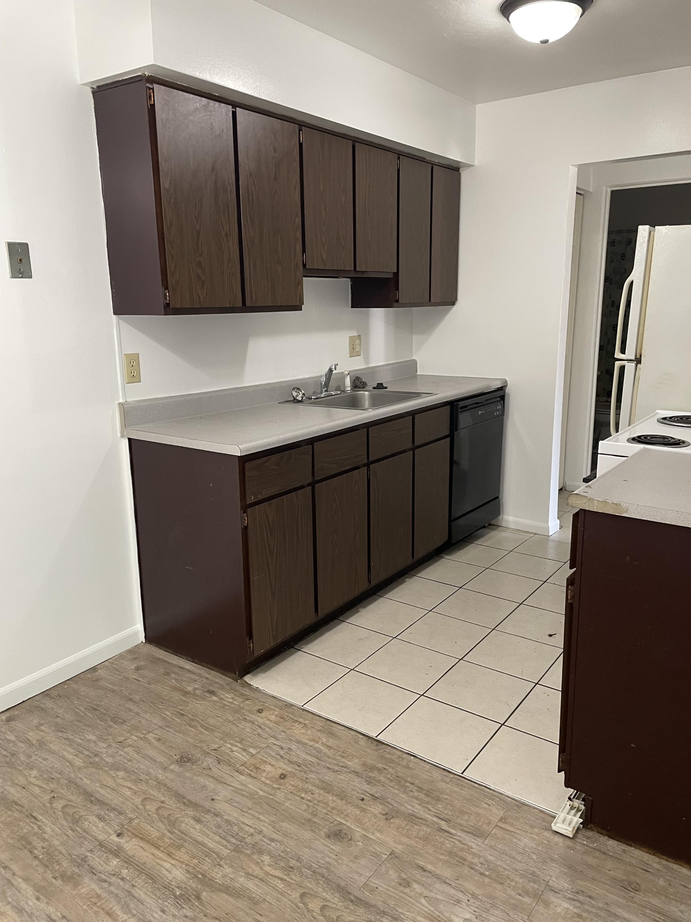 1317 West Michigan Avenue - 08